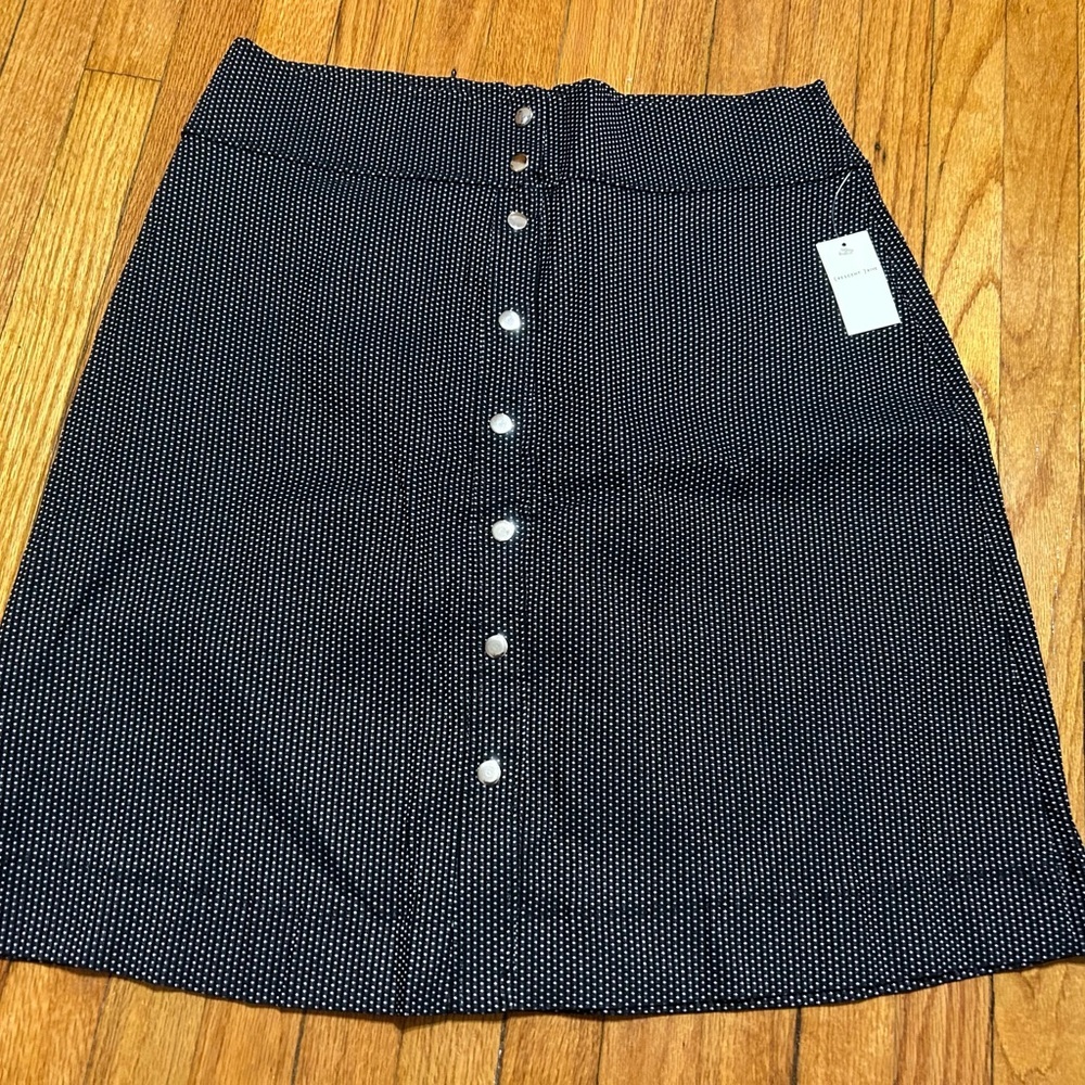 Creasant Drive White And Black Spotted Skirt With Snaps Size 4X But Runs Small